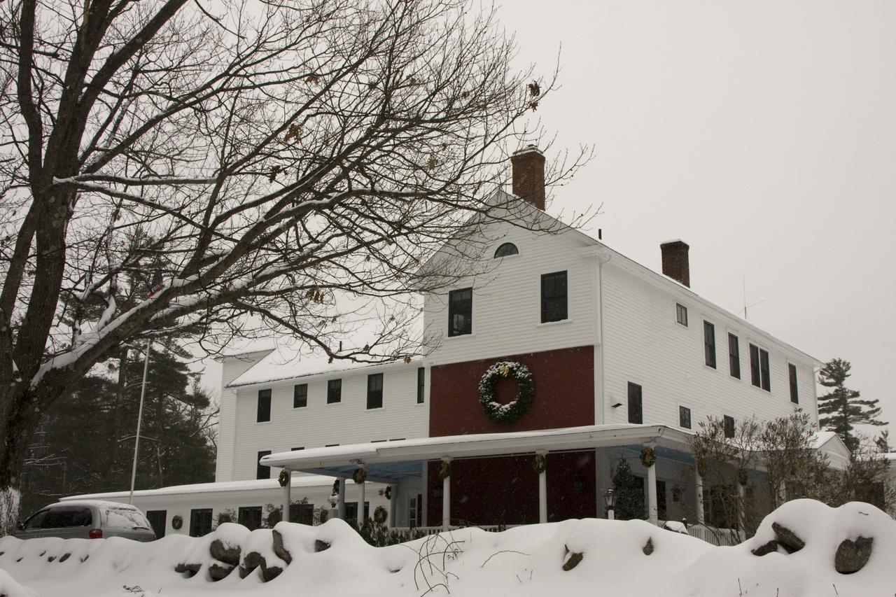 Woodbound Inn Rindge Экстерьер фото