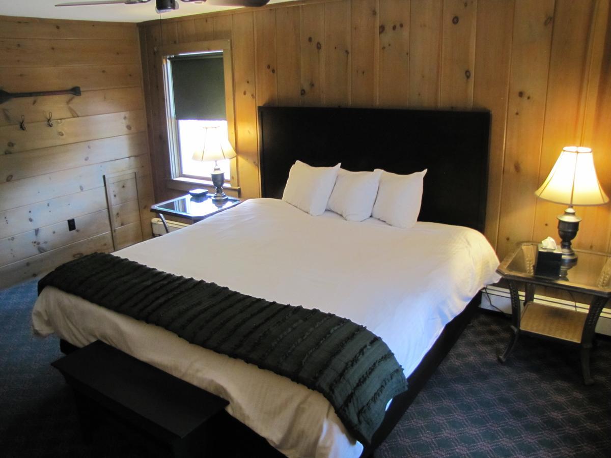 Woodbound Inn Rindge Экстерьер фото